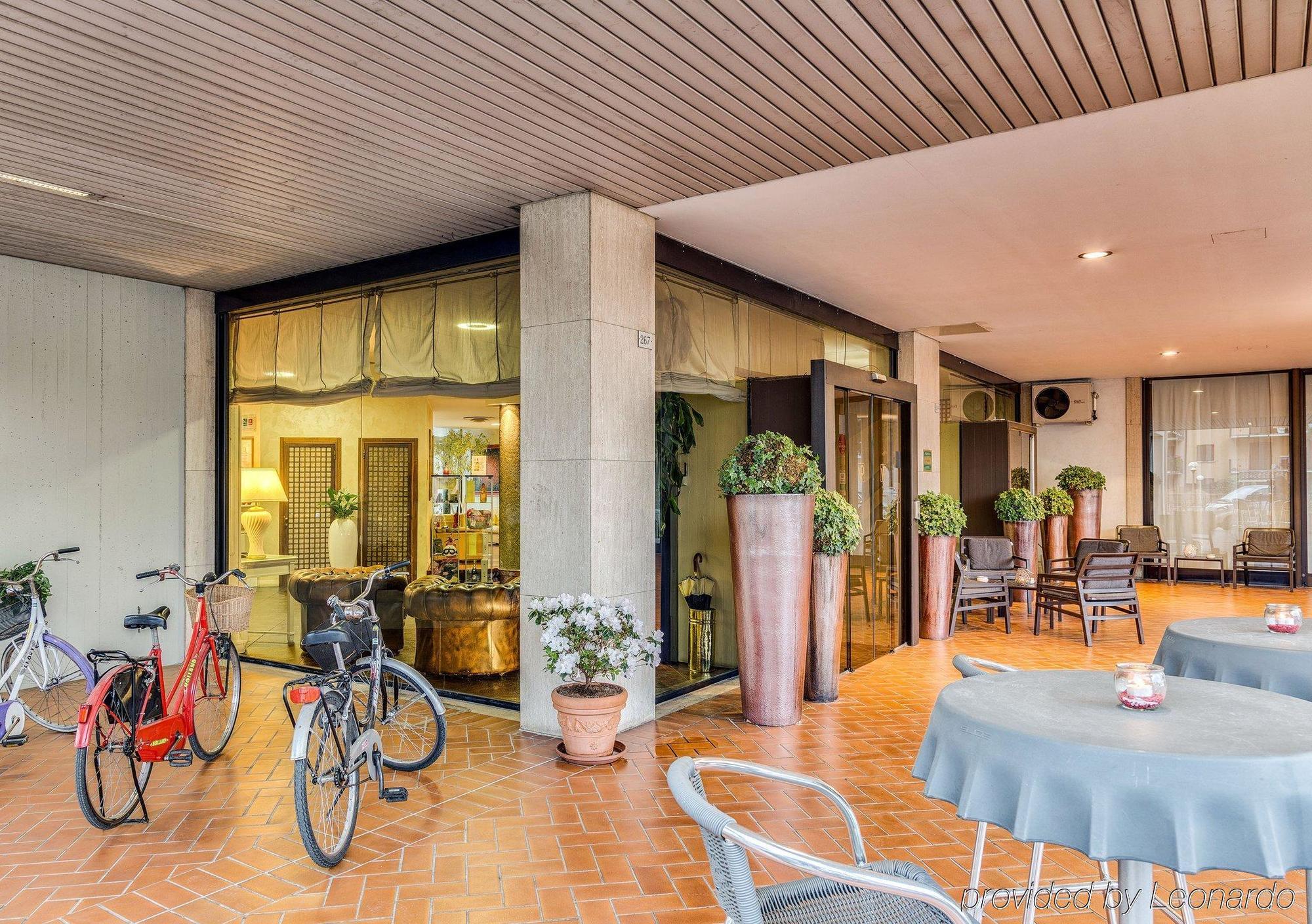 Hotel Continental Brescia Roncadelle Bagian luar foto